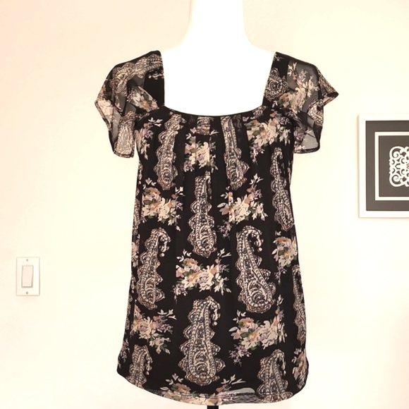 Ricki's Floral Paisley Print Top - Picture 1 of 8